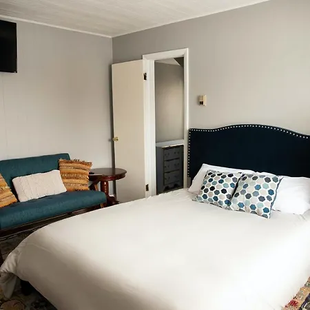 Charming French Studio Apartment